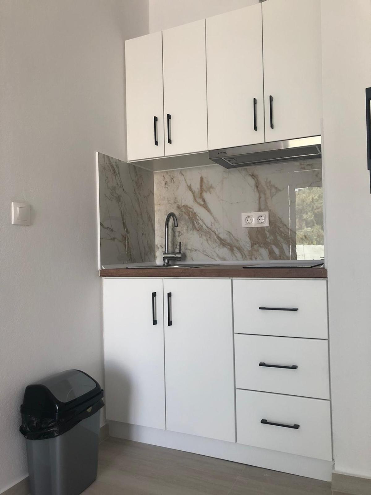 Fiosal Apartments 3 スキアトスタウン エクステリア 写真